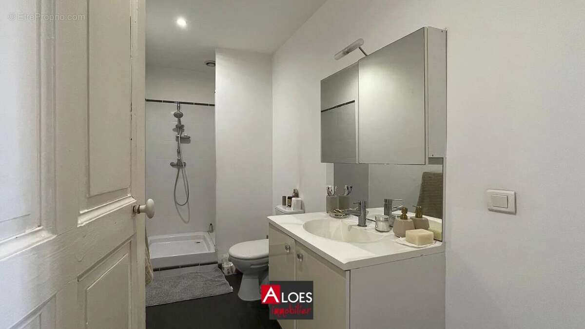 Maison Aigues-Mortes avec appartement et vaste local/garage - photo 10