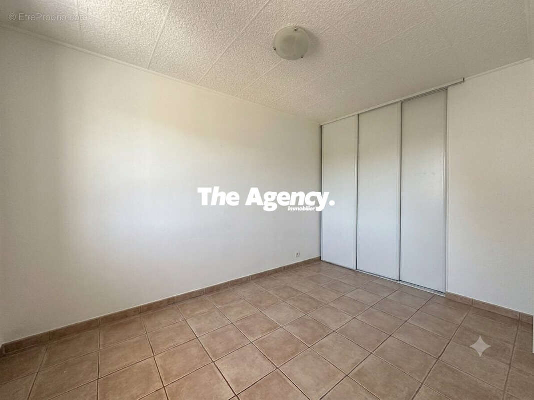 Appartement 50 m² à Marseille-10e  - photo 7