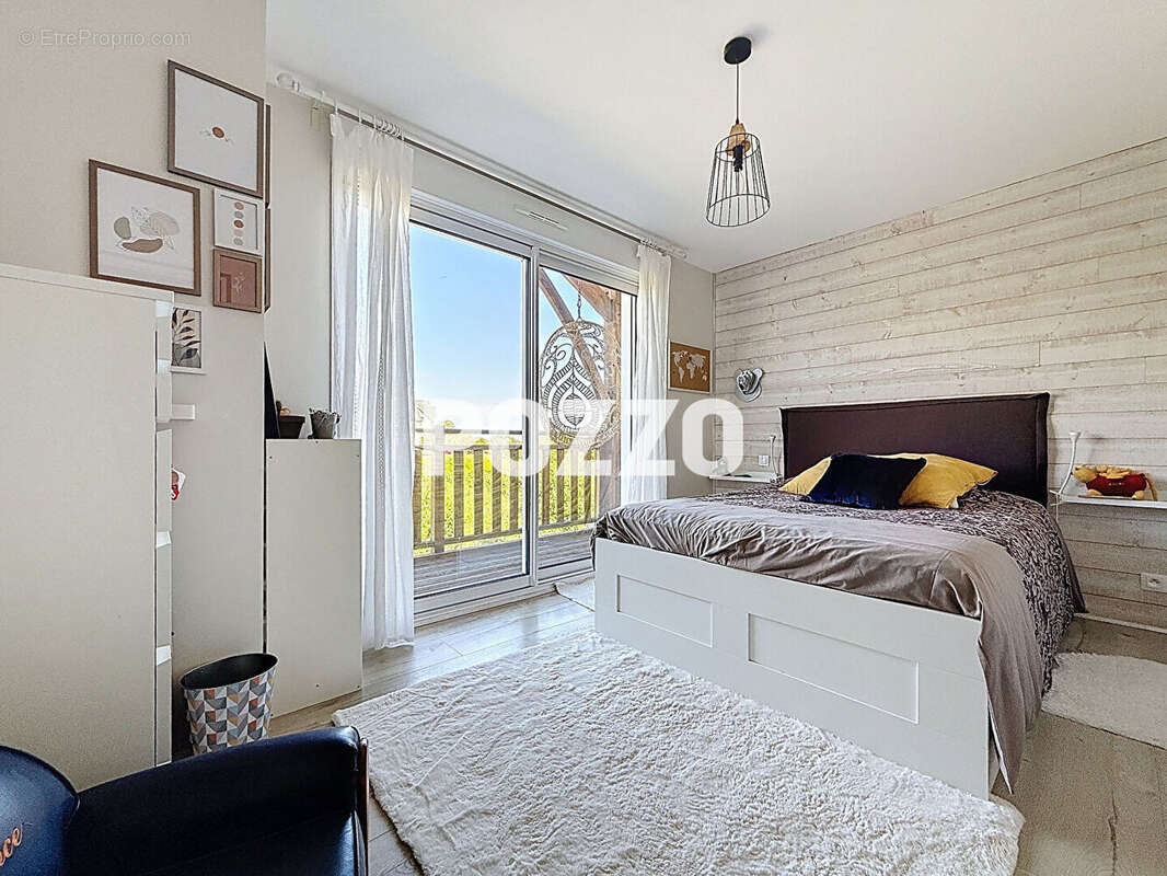 Maison à DONVILLE-LES-BAINS