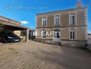 Photo 1 - Maison à NIORT