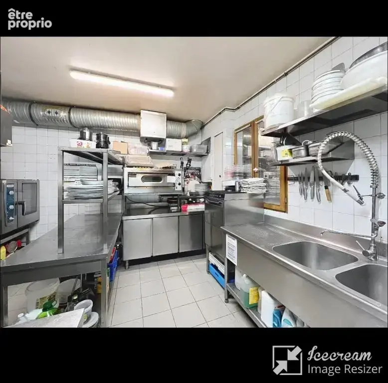 JUAN LES PINS, restaurant, 80 couverts, 100 M des plages, terrasse, parking, excellent état. - photo 5