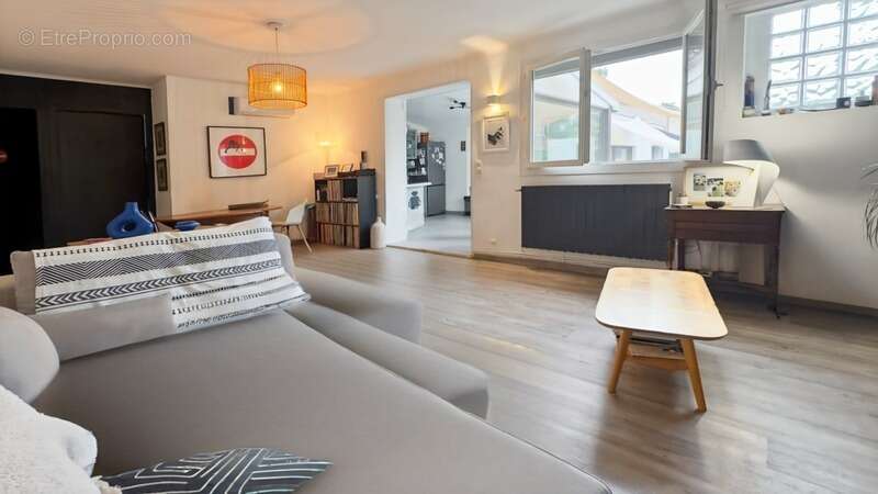 Appartement à SAINT-JEAN-DE-VEDAS