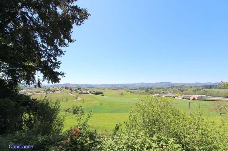 Maison à VERNOUX-EN-VIVARAIS