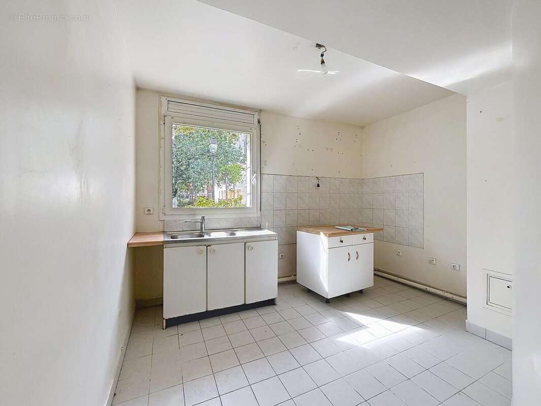 Photo 5 - Appartement à COURBEVOIE