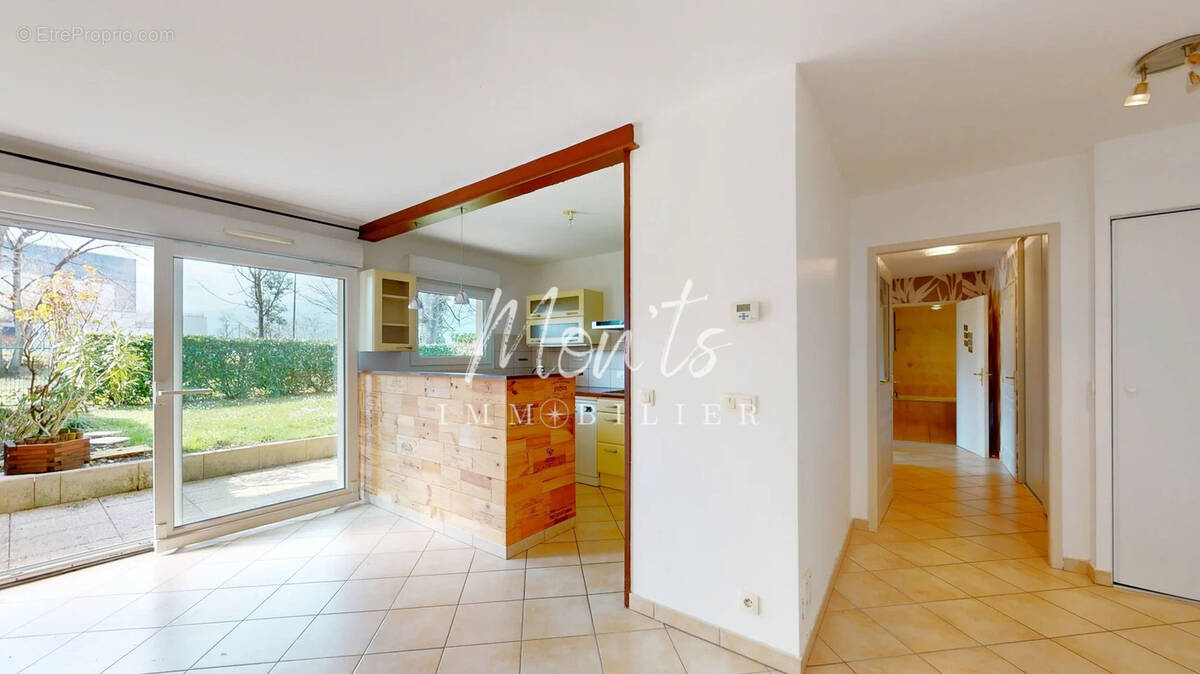 Appartement à VALLEIRY