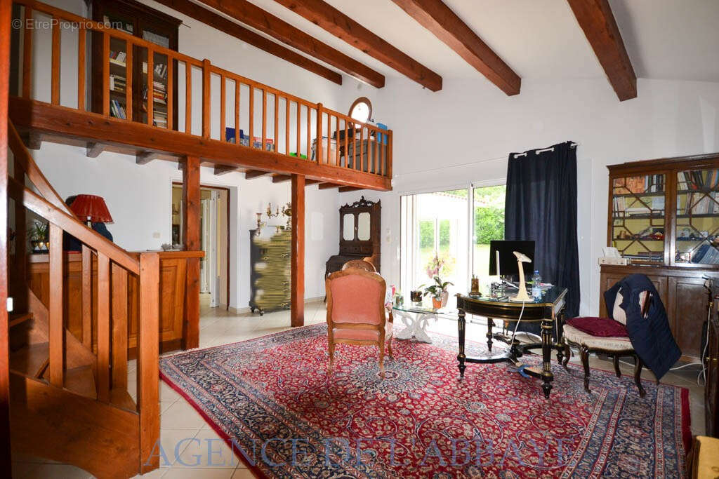 Maison à TAILLEBOURG