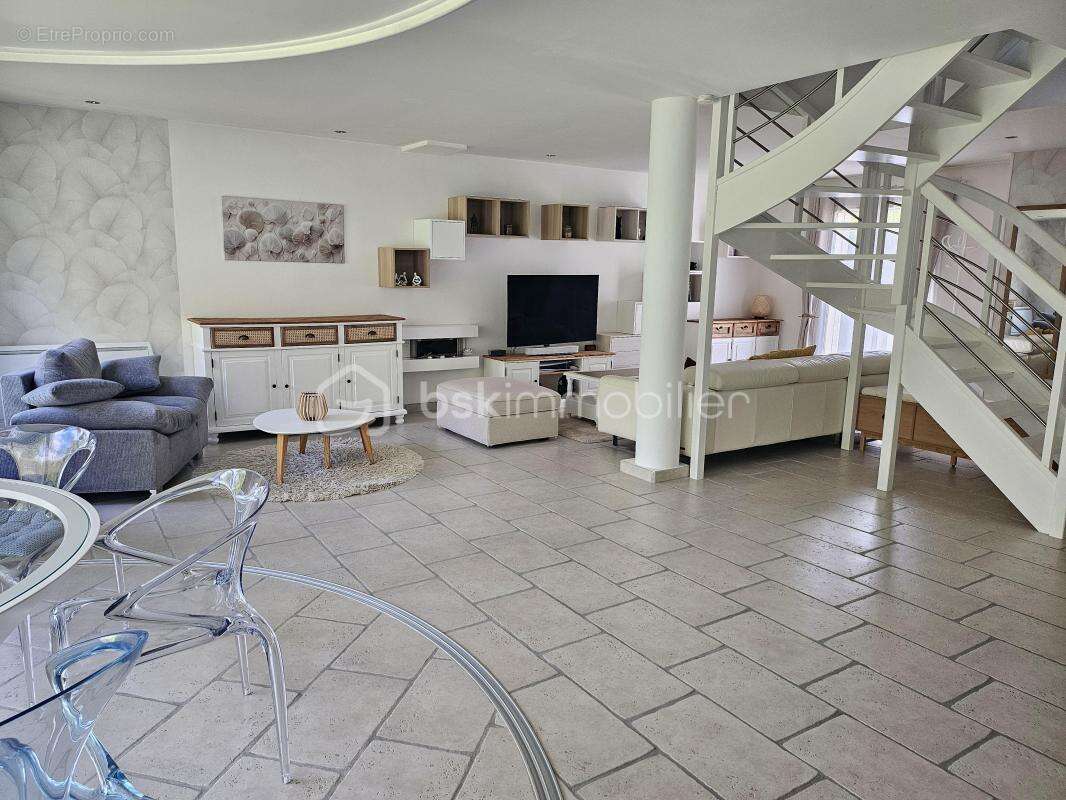 Maison à MAISSE