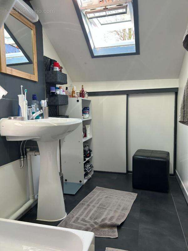 Maison à SAINT-MARTIN-DE-LA-LIEUE