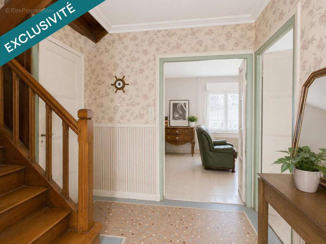 Maison 105 m² à Saint-Pol-De-Leon  - photo 5