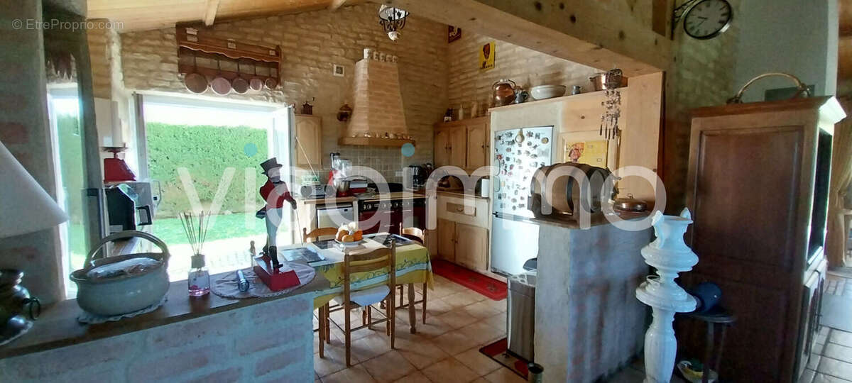 Maison à SAINT-URBAIN