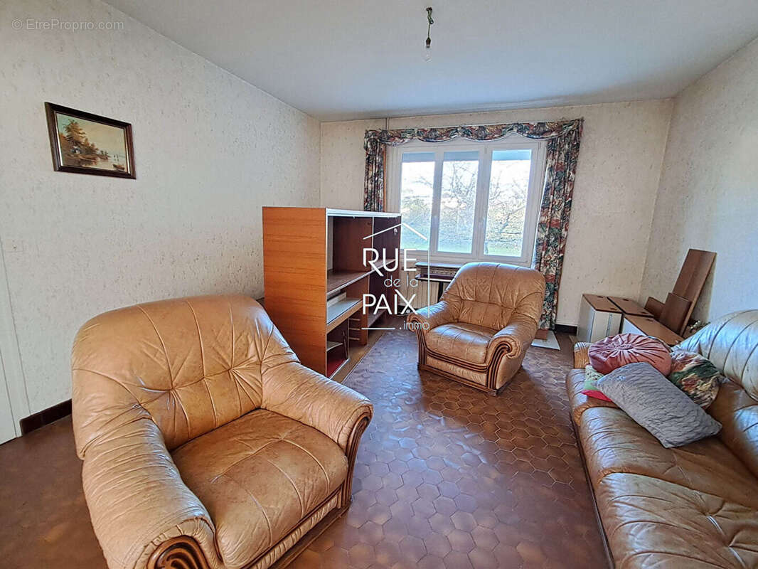 Maison à CHATELLERAULT