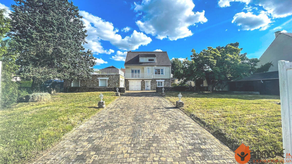 Maison à NANTEUIL-LES-MEAUX