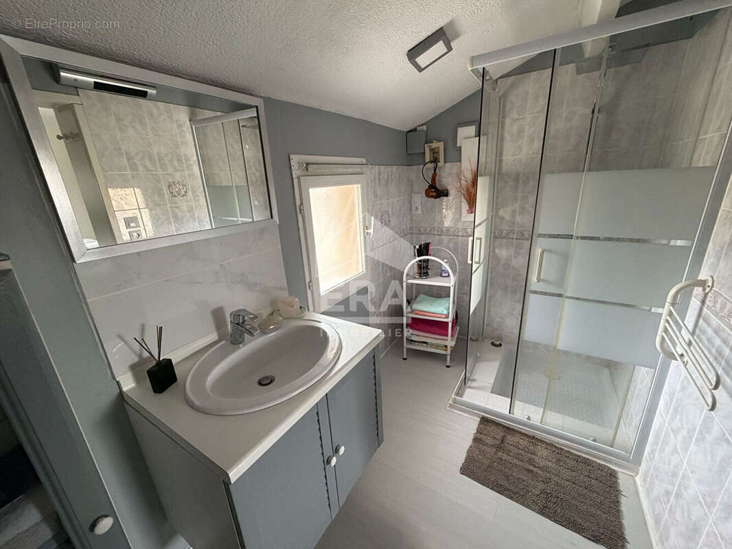 Maison à VILLEFONTAINE