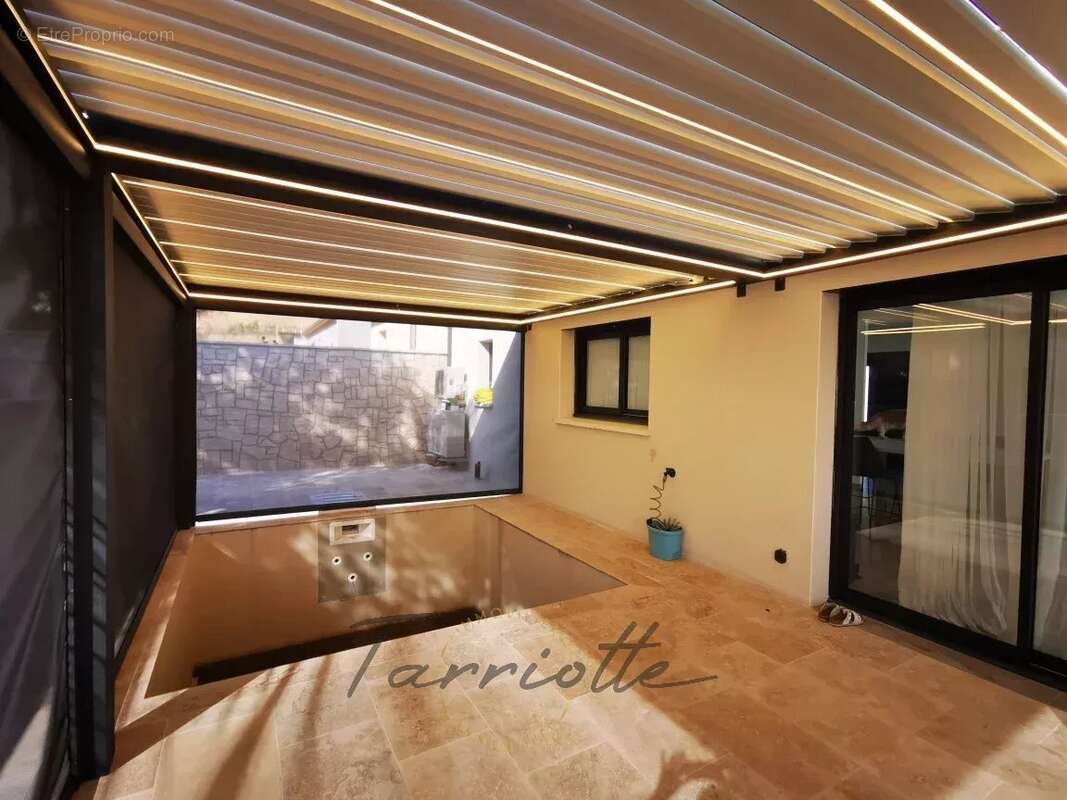 VILLA - 10374 - photo 13