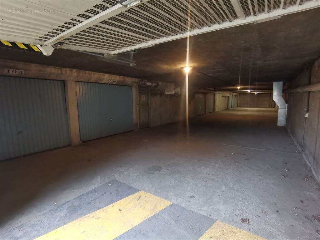 Appartement à PARIS-19E