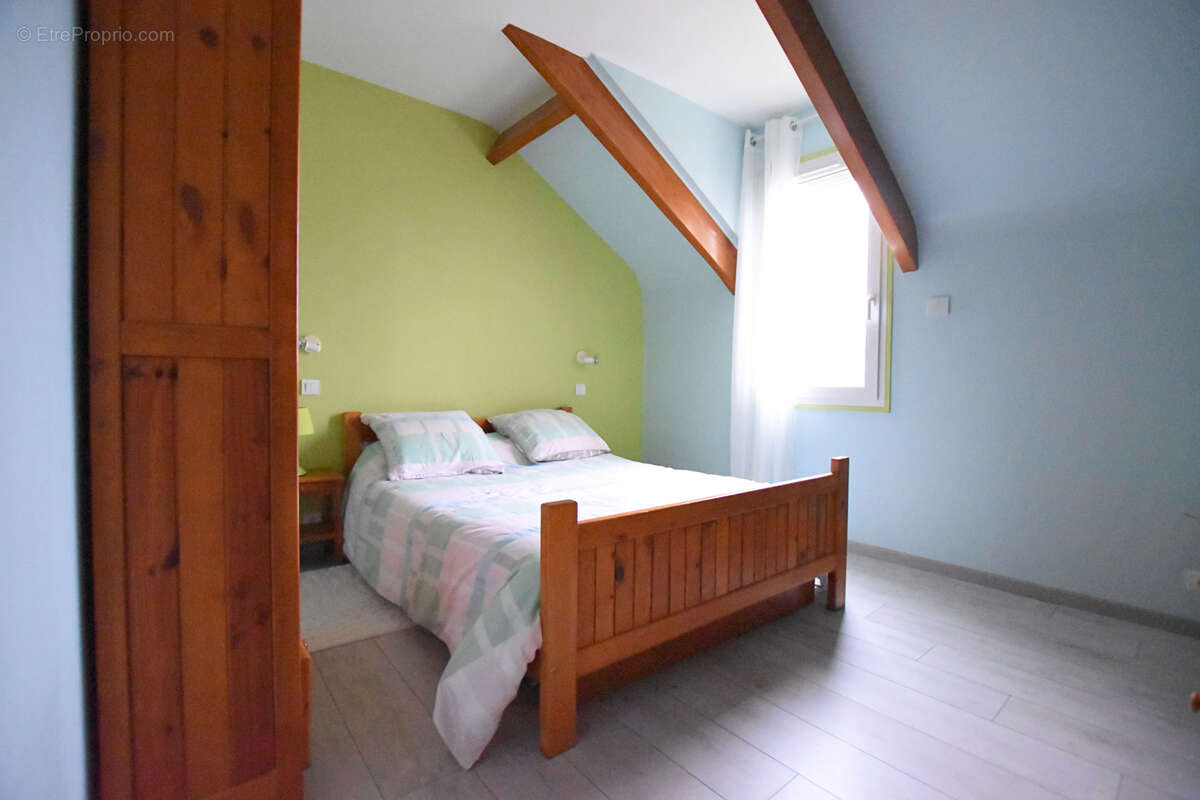 Maison à LES ESSARTS-LE-ROI