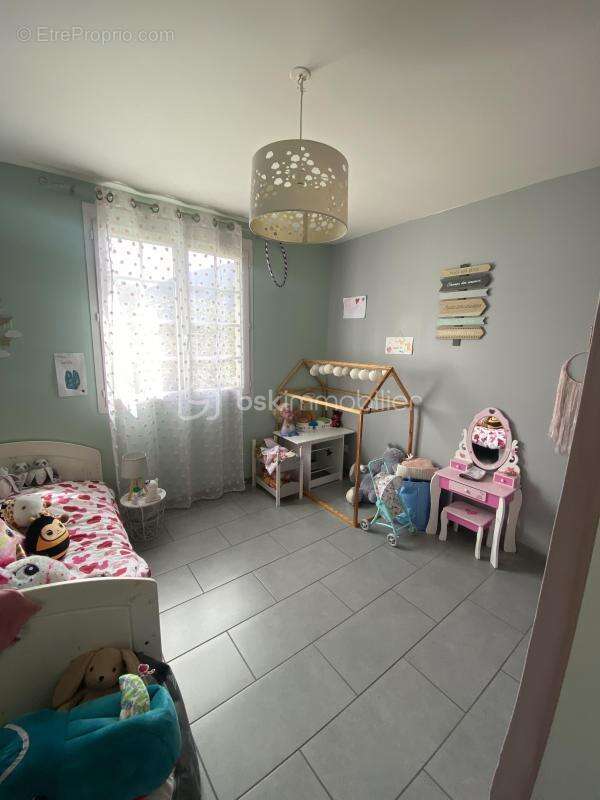 Maison, 5 chambres, grand jardin et atelier - photo 8