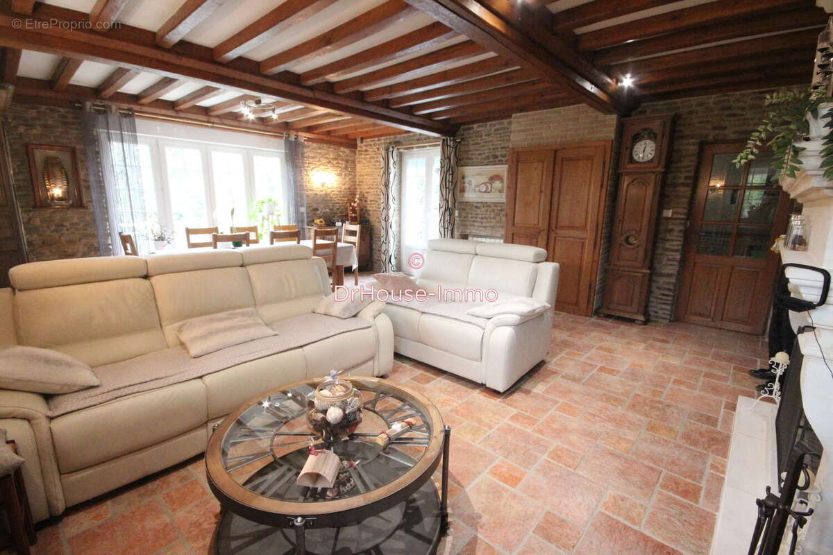 Maison à VILLERS-BOCAGE