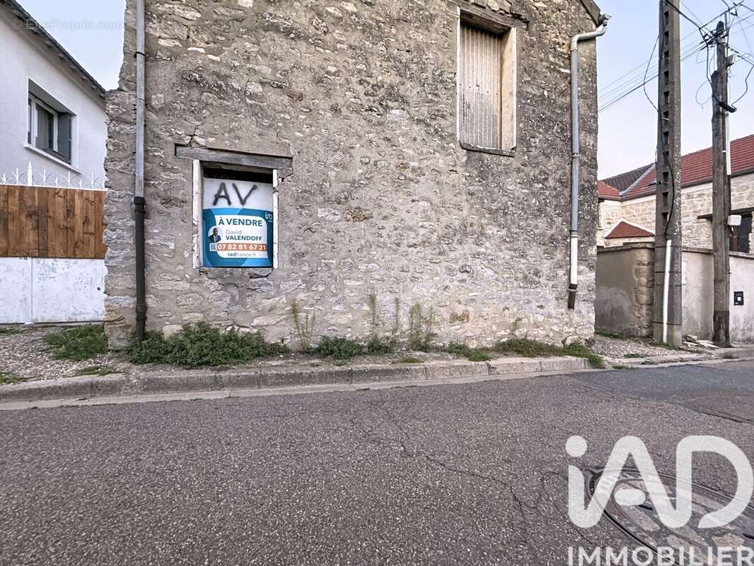 Photo 3 - Maison à JUZIERS