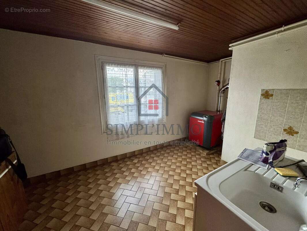 Maison T5 + garages SAINT-AGNANT - photo 14
