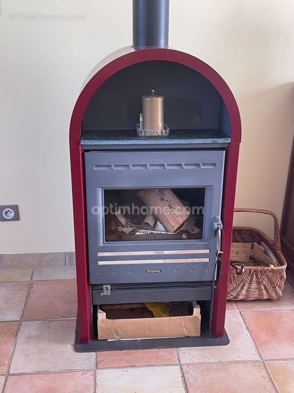 Maison à CHATEAUPONSAC