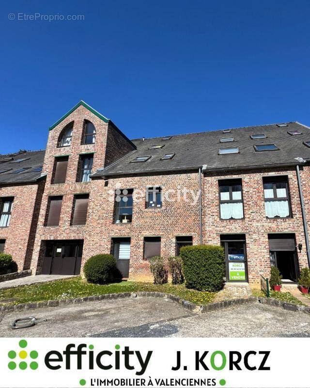 Appartement à FAMARS