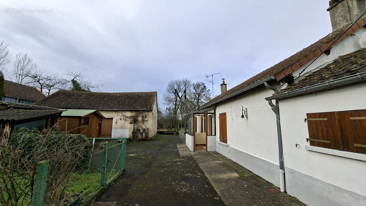 Maison à HAUTERIVE