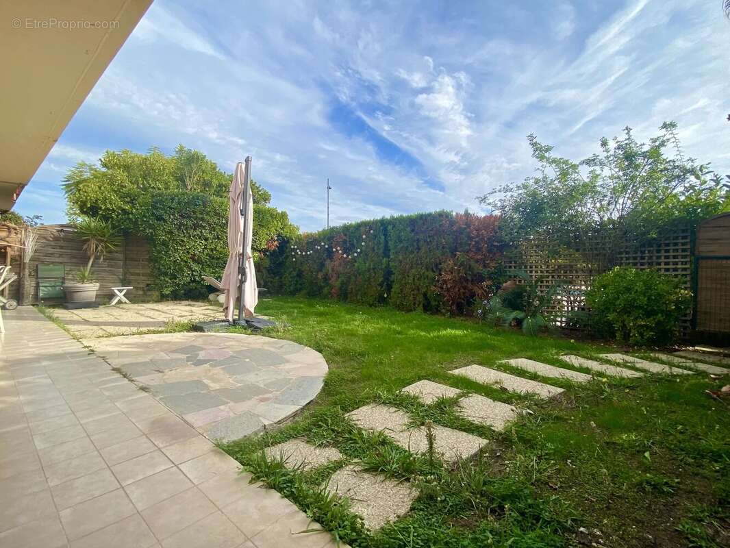 Appartement à ROQUEBRUNE-CAP-MARTIN