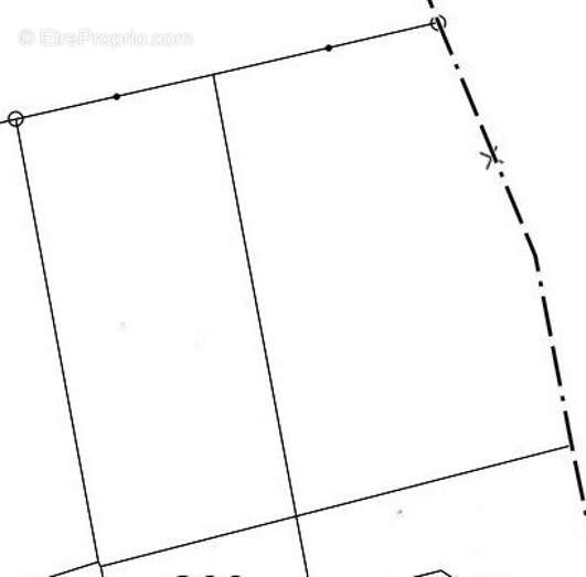 Terrain 981 m² à Maringes  - photo 11