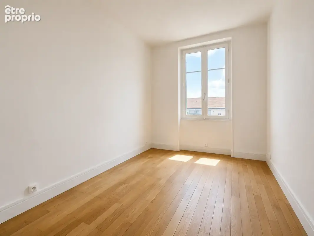 Lyon 9   Valmy   T2 de 45 m2 traversant    Fort potentiel - photo 4
