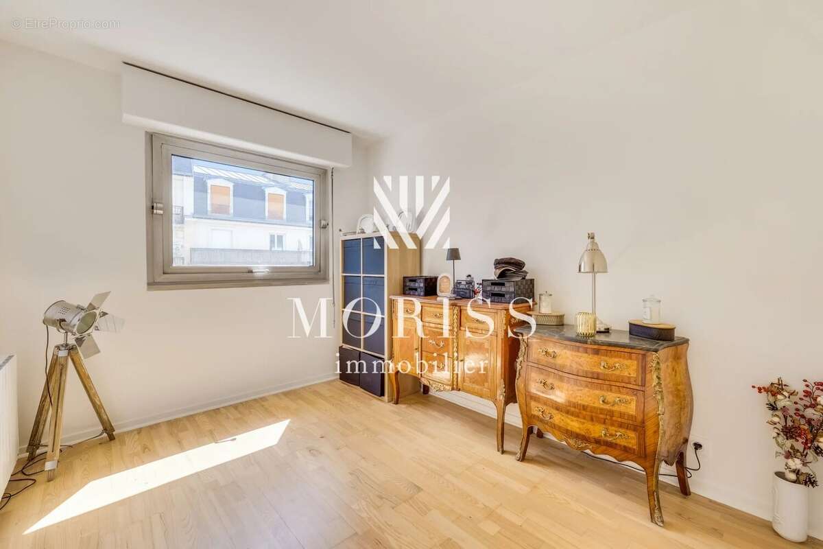 Appartement 64 m² à Paris-17e  - photo 10