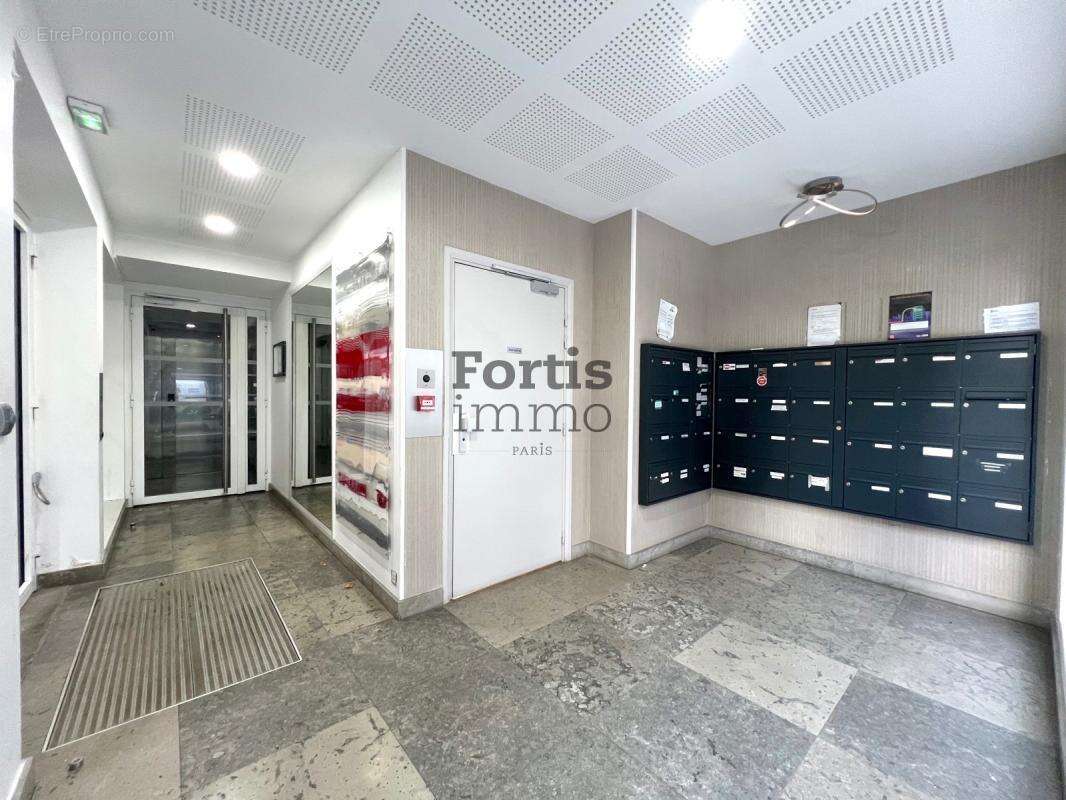 Appartement à ASNIERES-SUR-SEINE