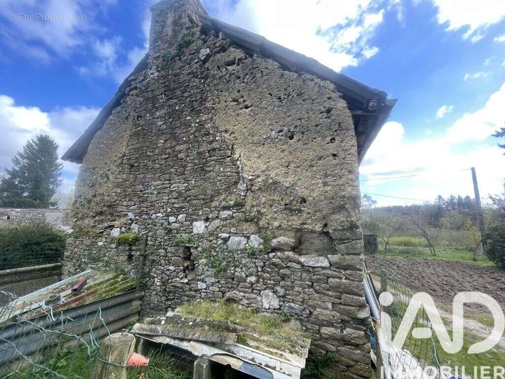 Photo 7 - Maison à SAINT-VRAN