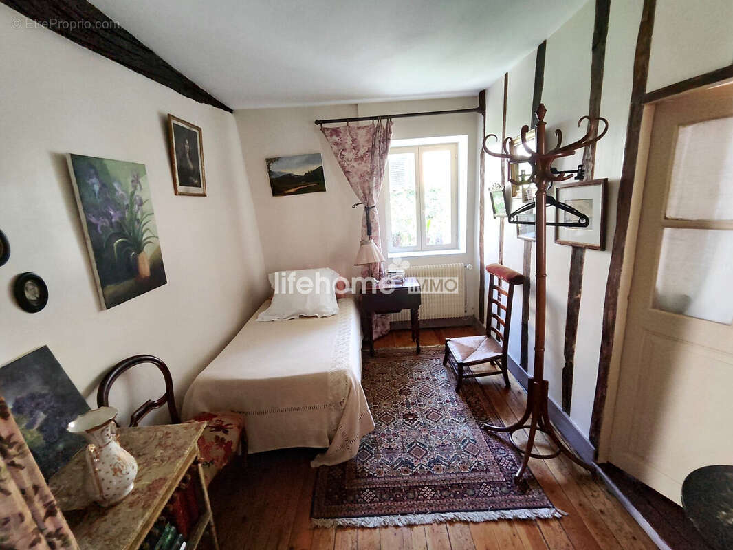 Chambre 2 ou bureau - Maison à ISSOUDUN