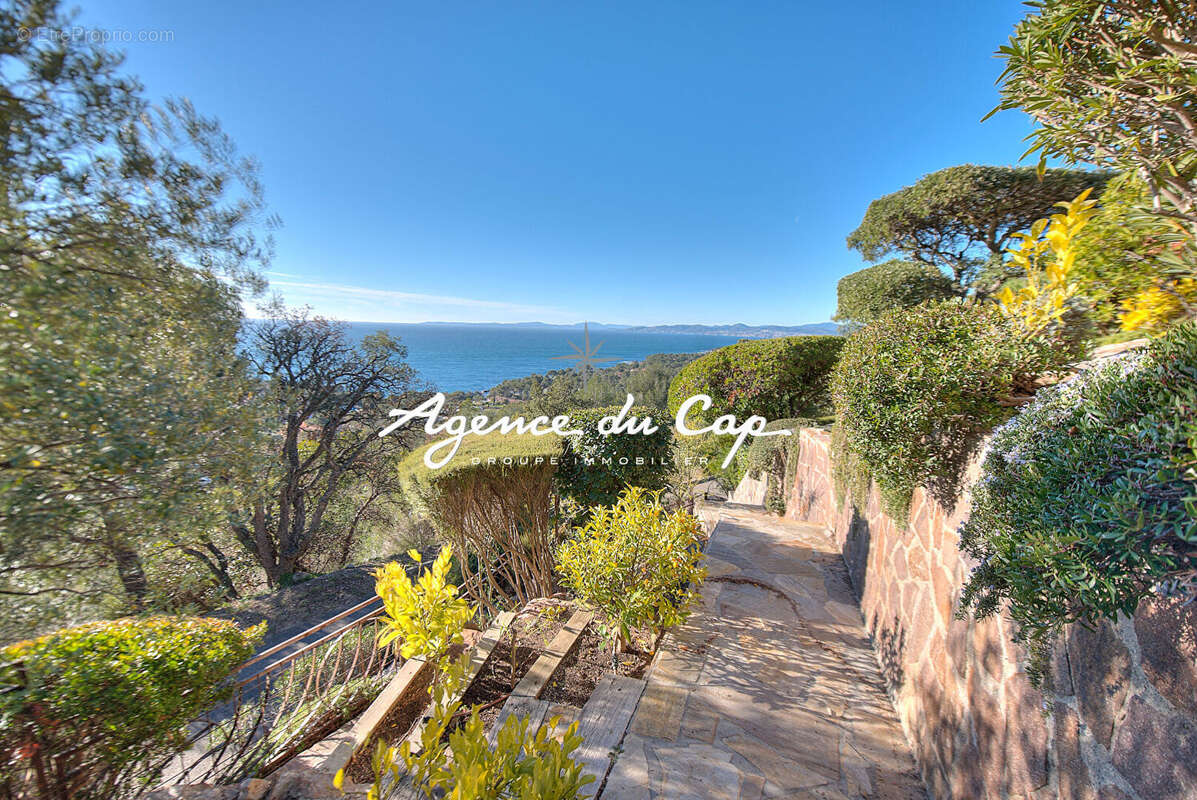 Maison à SAINT-RAPHAEL