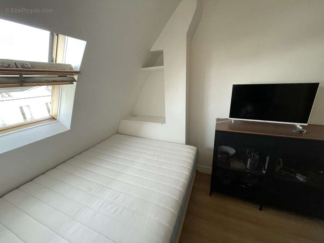 Appartement à PARIS-10E