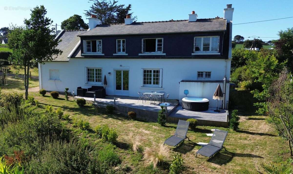 Maison à PLESTIN-LES-GREVES