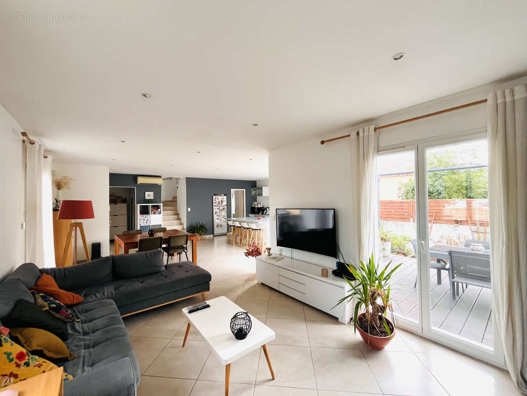 Maison à FRONTIGNAN