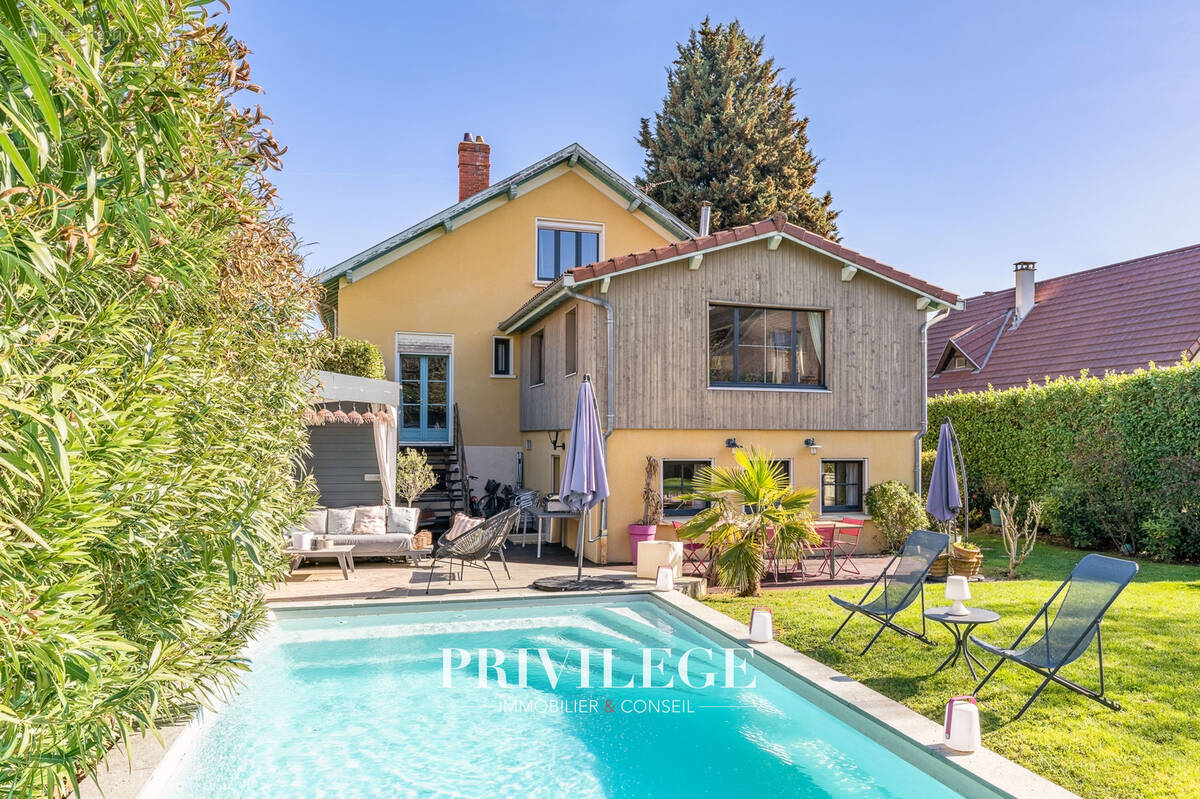 Maison à CHAMPAGNE-AU-MONT-D'OR