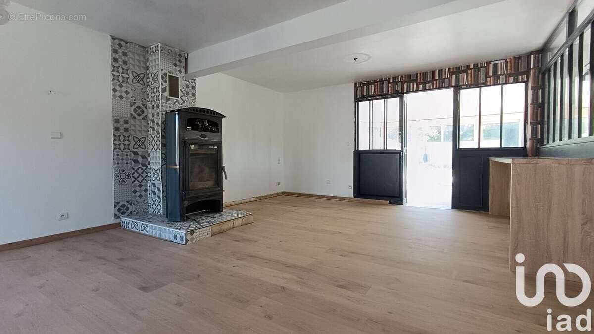 Maison 140 m² à Saint-Maur  - photo 3