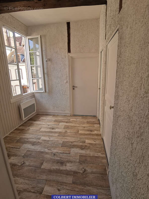 Maison à JOIGNY