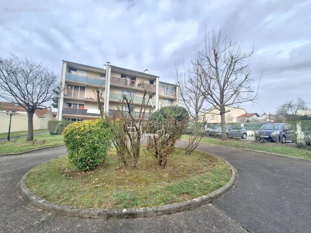 Appartement à PIERREFITTE-SUR-SEINE