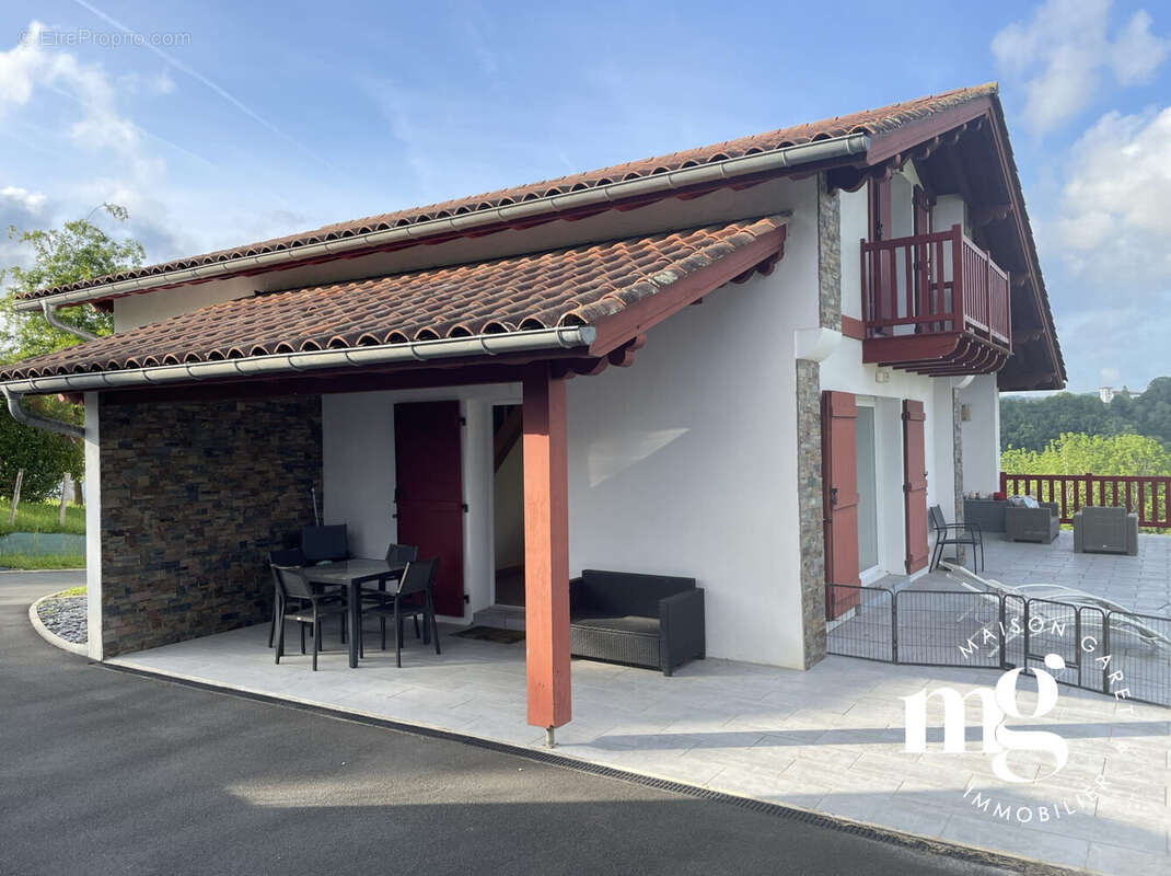 Maison 164 m² à Larressore  - photo 4