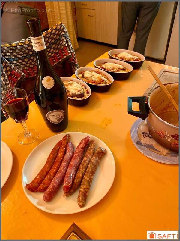 Photo 9 - Commerce à SAINT-MAUR-DES-FOSSES