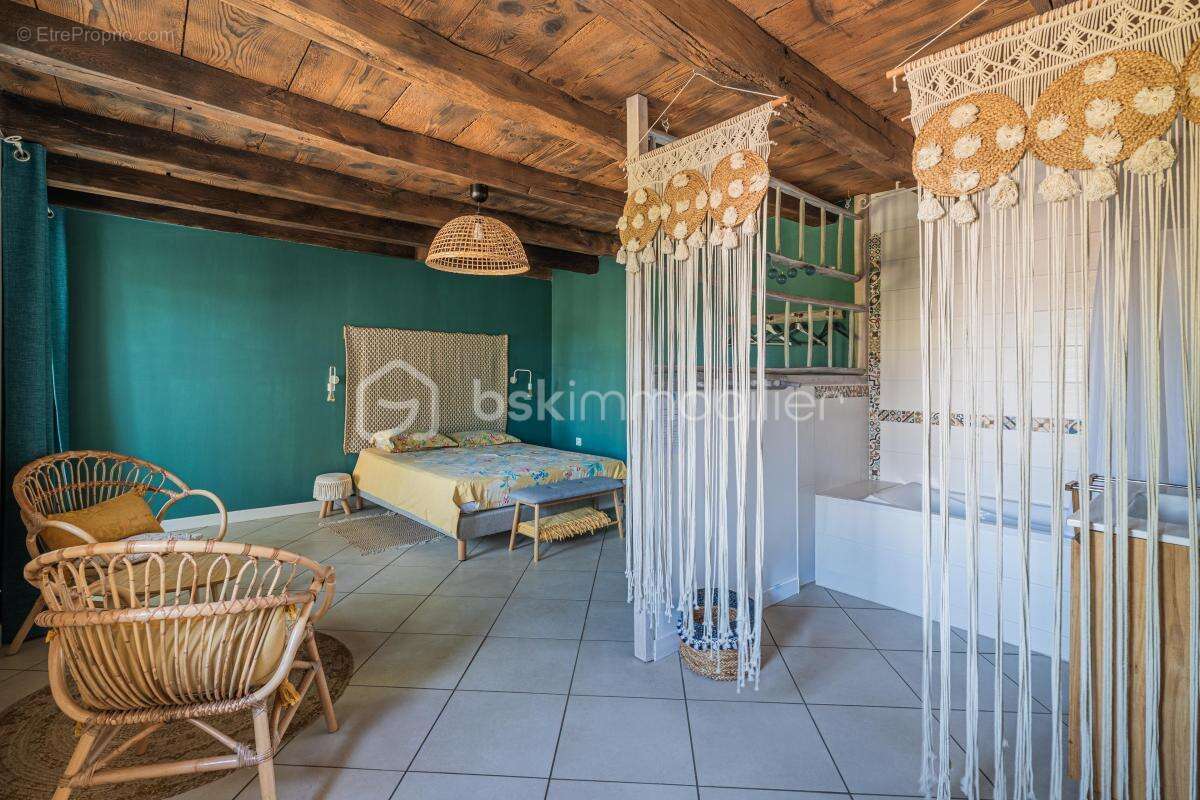Authentique propriété de caractère 9 pièces de 362 m2 au cœur du Bugey - photo 21