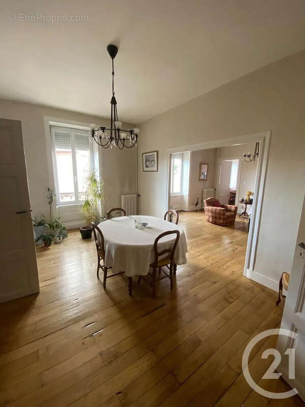 Appartement 118 m² à Annonay  - photo 8