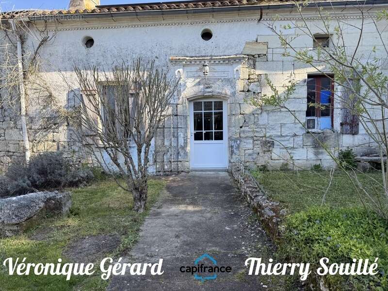 Maison à LUSSAC