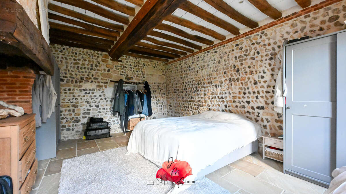 Maison à PIERREFIQUES