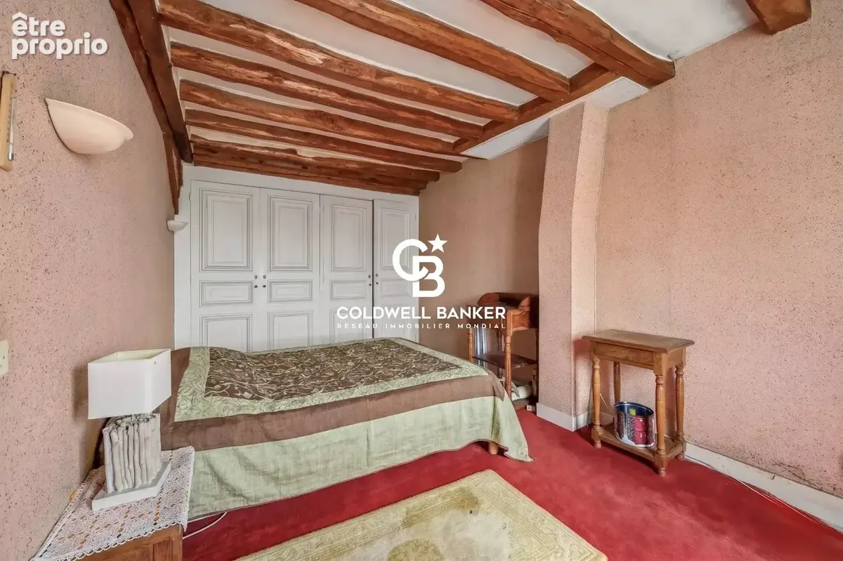 Propriété de caractère, propriété de caractère en pierre - photo 10
