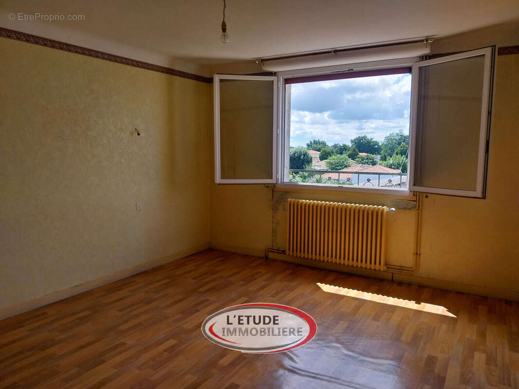 Maison 115 m² à Sainte-Pazanne  - photo 8